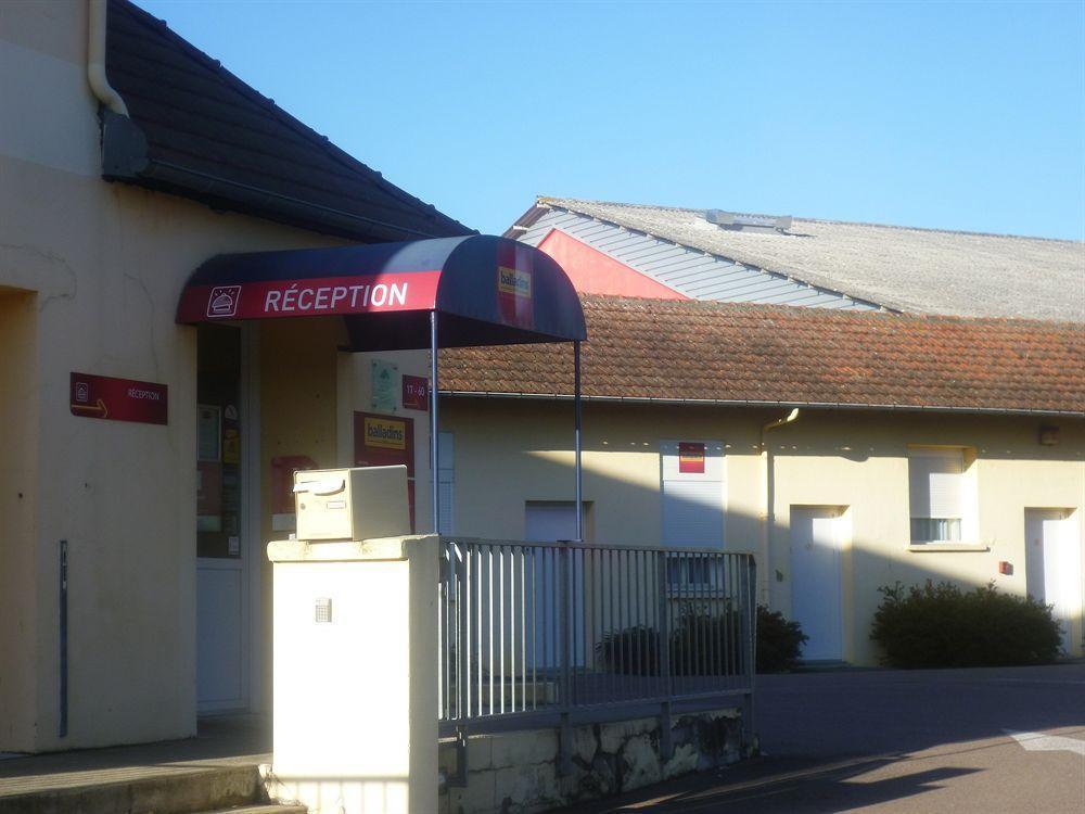 Hotel & Avermes